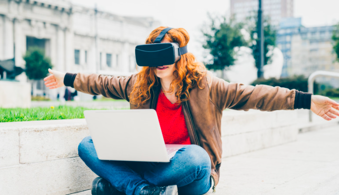 VR ゴーグルの選び方を徹底解説！種類・特徴・メリット・デメリットとは？